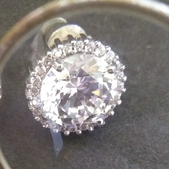 sparkly stud earrings stamped 925 china on the back - Picture 11 of 15